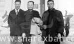 1956年,邱致中(中)与同事摄于北京展览馆