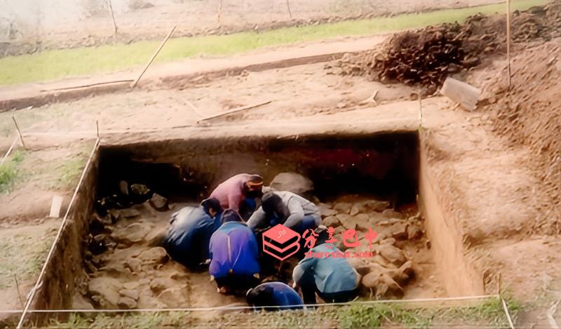 擂鼓寨20世纪80年代发掘现场