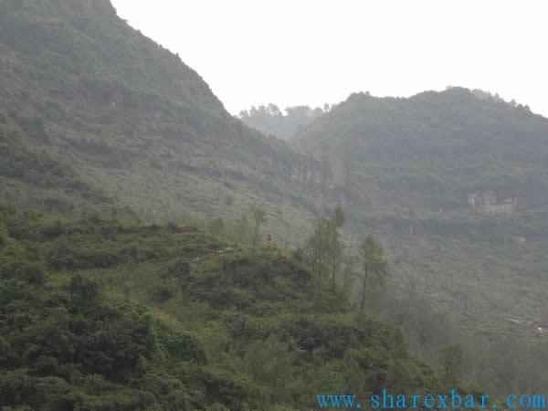 圆顶山青龙岭