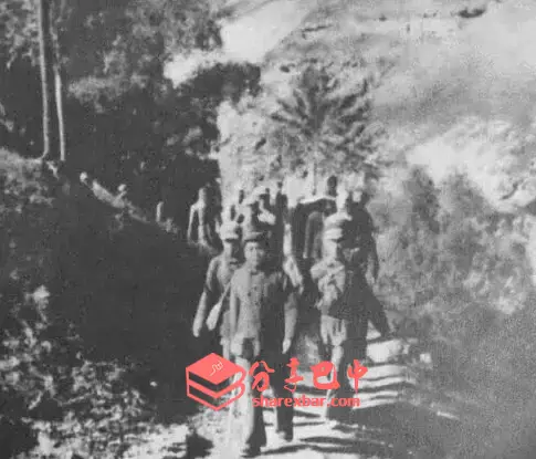 岳成邦随毛主席转战延安