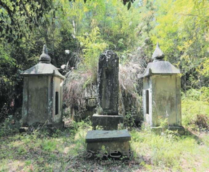 李钟峨墓