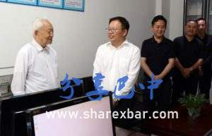 李余良检查工作