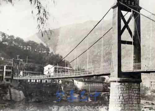 通江的老桥