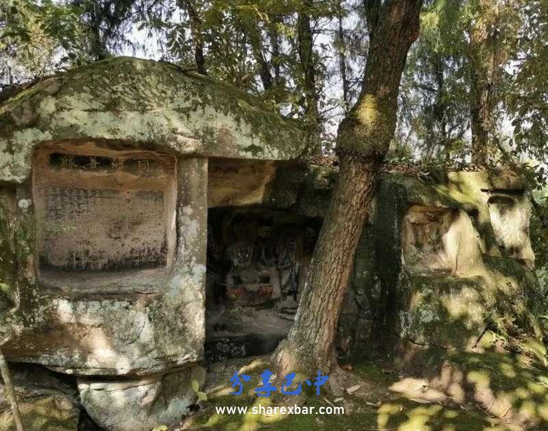 善缘捐建佛龛寺的刻记
