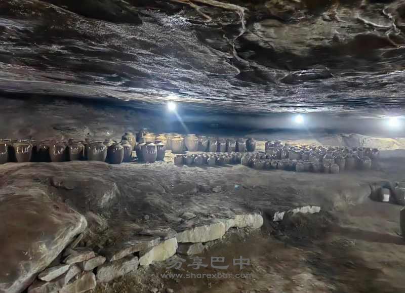 龙显洞,现在存满了美酒