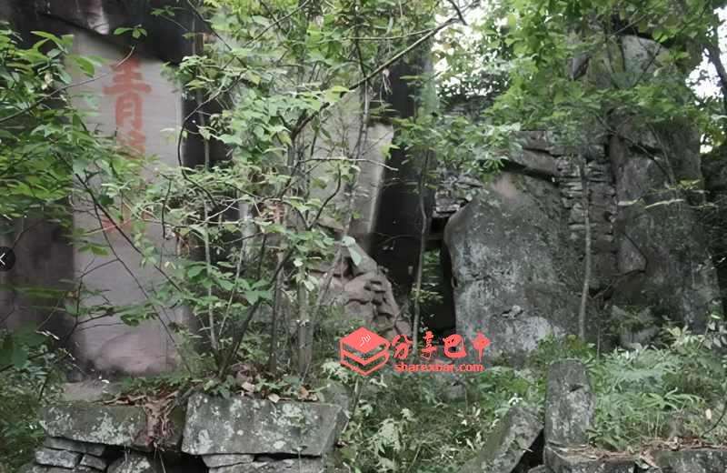 青龙山寨正面