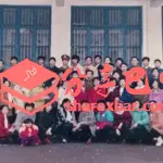 1990年春节初四，四川巴中市巴中中学高75级部分同学合影（后排右9为温思美）