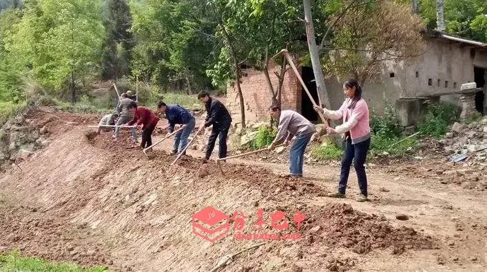 第一书记带领大家发展本村产业