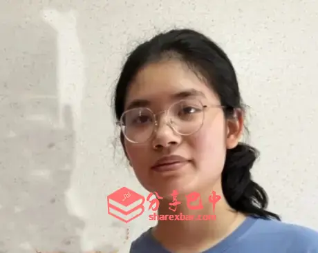龚芮